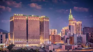 21 Nights 3 Star Land Umrah Package